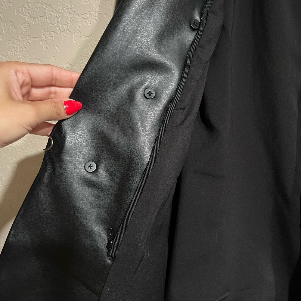 Veronica Beard | Beacon Faux Leather Blazer Size: 8 - Picture 8 of 9
